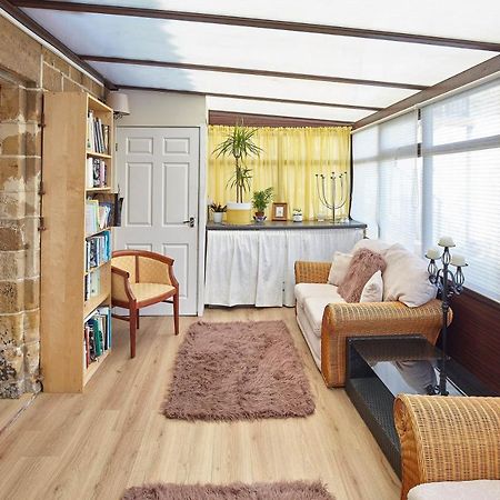 Brotton Host & Stay - The Arches Cottage מראה חיצוני תמונה